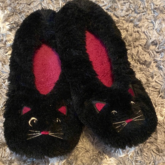 Cat Slippers - Picture 1 of 1